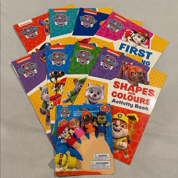 Paw Patrol Learning Activity 8 Book Set with 5 Finger Bath Puppets Kids - Picture 1 of 15